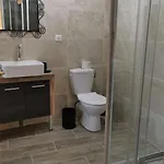 Tatil Evi Batisse Provencale Avec Piscine