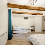 Batisse Provencale Avec Piscine