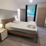 別荘 Batisse Provencale Avec Piscine