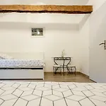 Batisse Provencale Avec Piscine