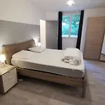 別荘 Batisse Provencale Avec Piscine *