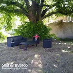 Batisse Provencale Avec Piscine *