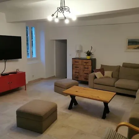 Ferienhaus Batisse Provencale Avec Piscine Banon