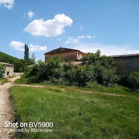Batisse Provencale Avec Piscine * Banon
