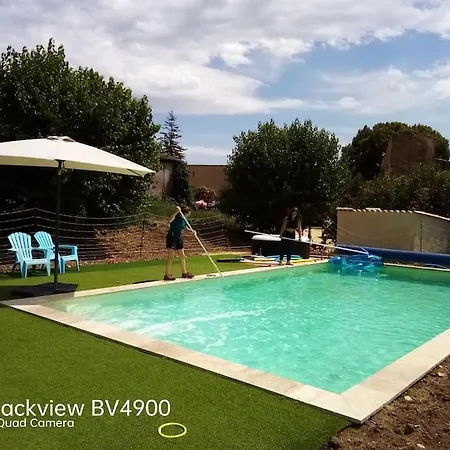 Batisse Provencale Avec Piscine Сasa de vacaciones Banon