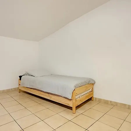 Batisse Provencale Avec Piscine Banon